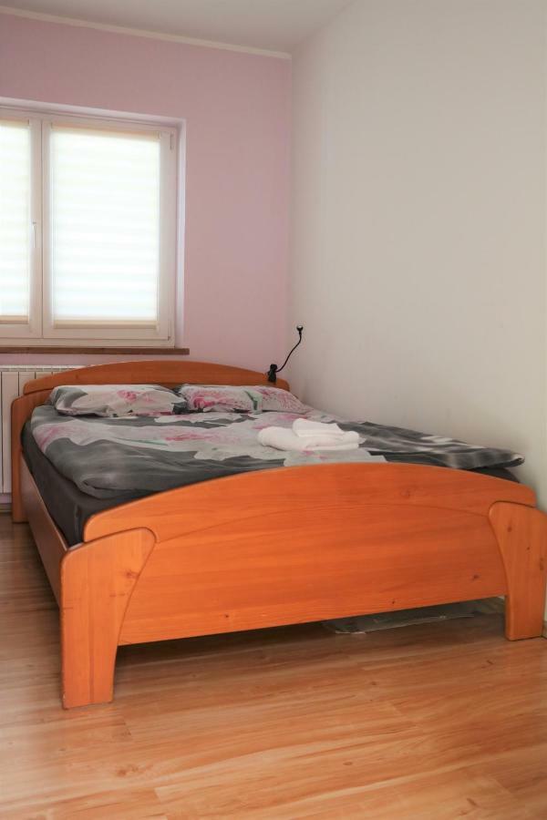Apartment Olivia Ciginj Bagian luar foto